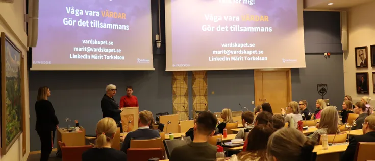 Deltagare och föreläsare i stadshuset i Mjölby.