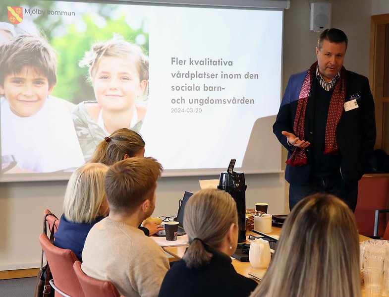 Den nationella samordnaren Thomas Ardenfors kom till Mjölby kommun. 